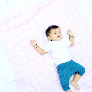 SW3 002 (2) cookiie baby blanket dohar 3 - layer - starfish pink trim