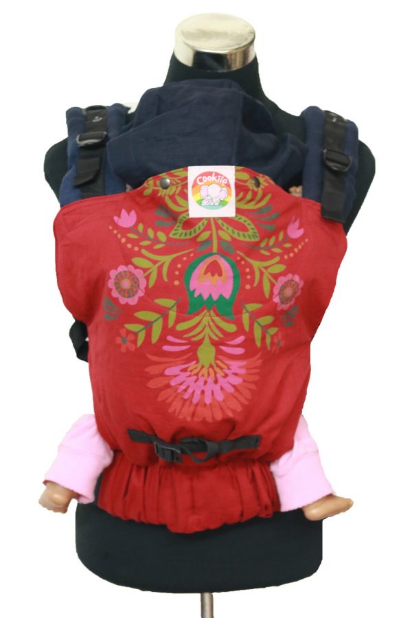 Yoga 15(3) Cookiie baby carrier red linen Floral Passiflora Bloomup